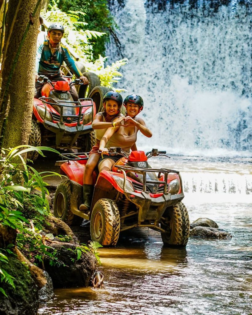 WhatsApp Image 2025-11-01 at 12.00.04